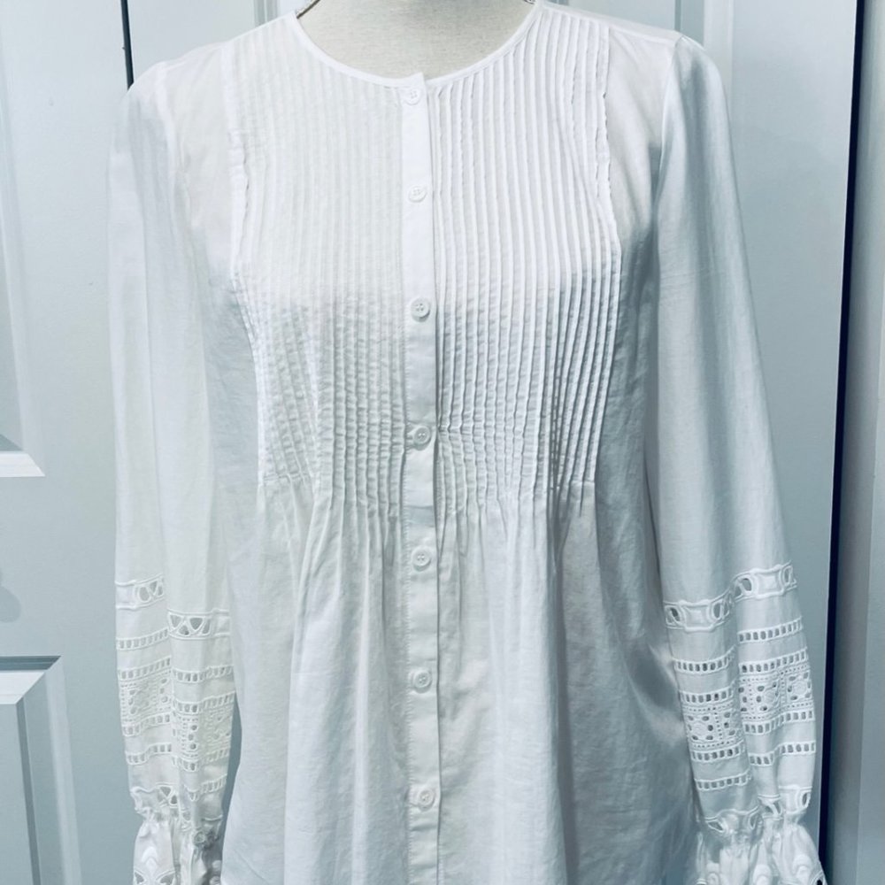 Veronica Beard White Pleated Eyelet Trim Blouse